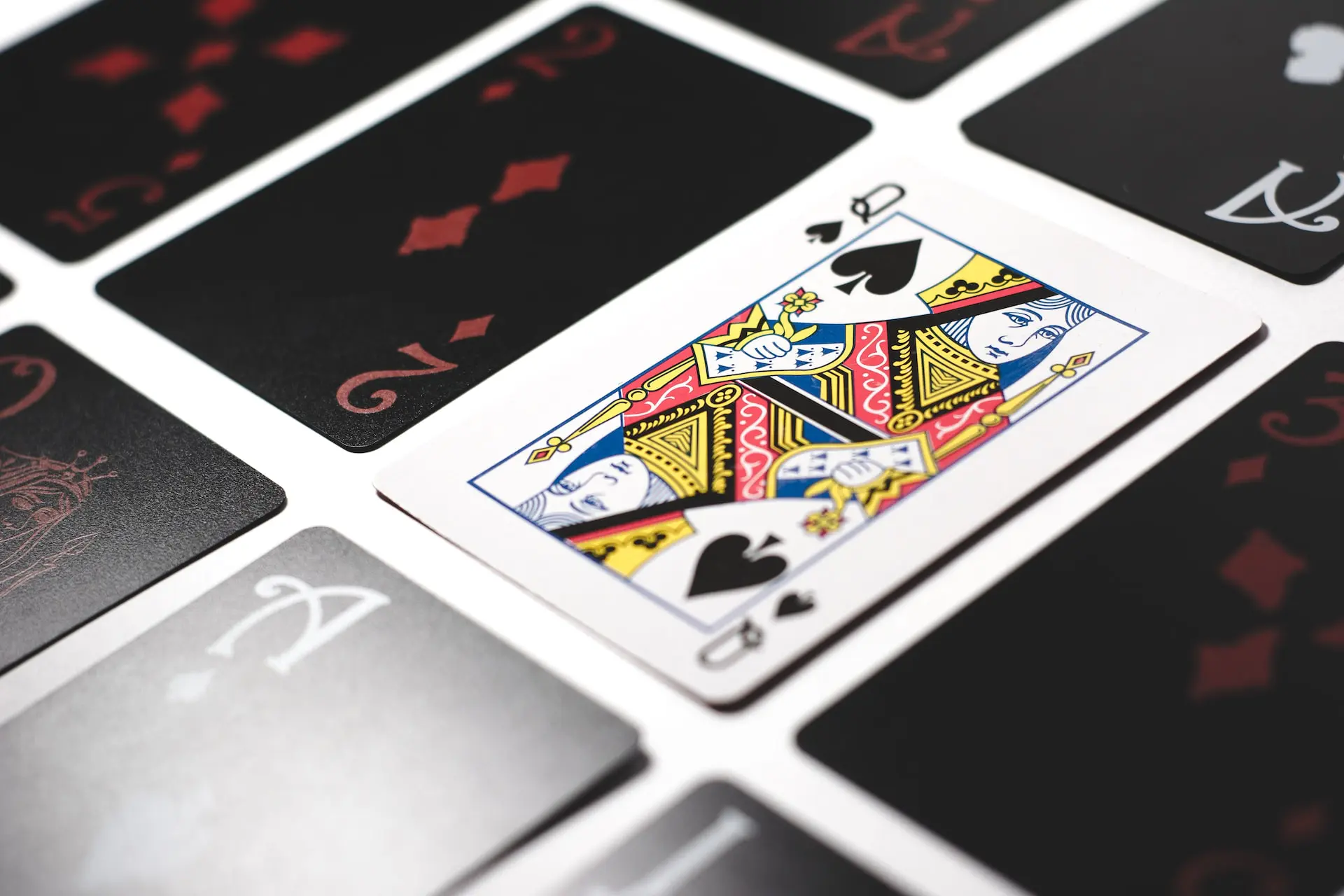 Illustration de l’article : Pourquoi le blackjack est-il aussi populaire ?