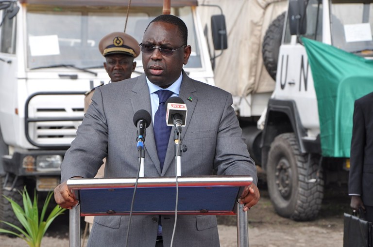 Macky Sall renonce au pouvoir