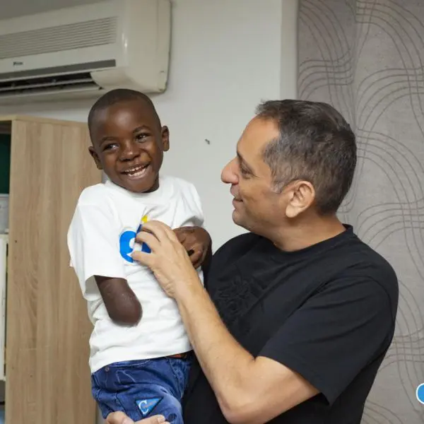 Cameroun : l’engagement de l’ASAF pour offrir des soins aux plus démunis