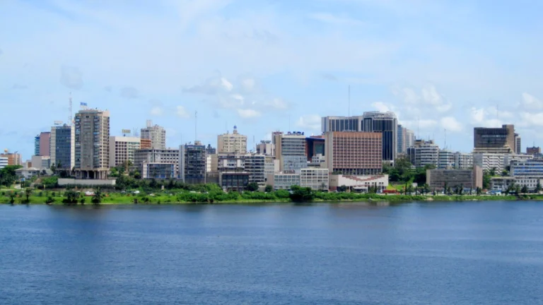 Investing in Côte d'Ivoire from France: sectors and risks