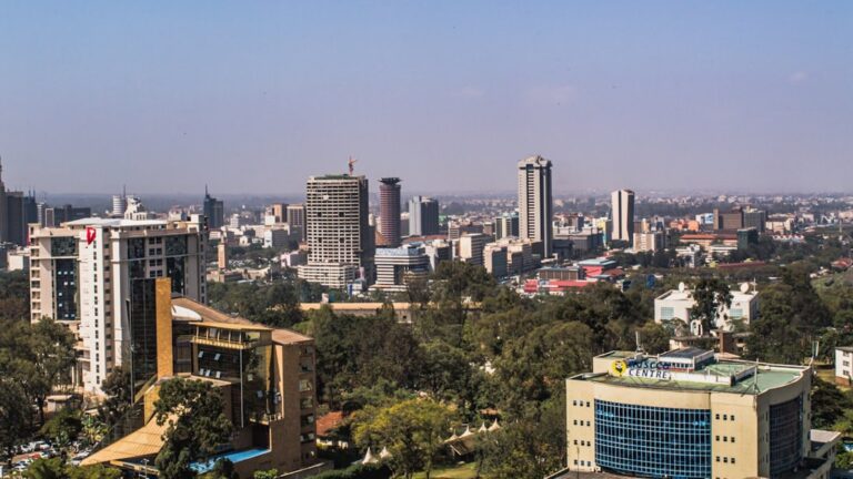 Skyline de Nairobi, hub technologique et financier de l'Afrique de l'Est