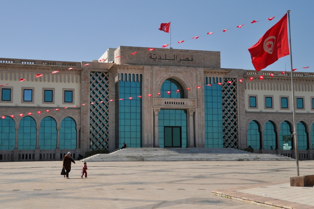 Compte bancaire en Tunisie pour la diaspora : banques, devises et contrôle des changes 2026
