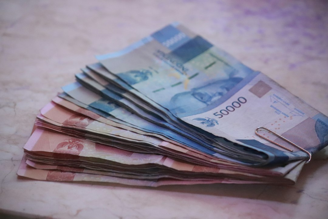 Envoyer de l’argent vers l’Algérie : comparatif frais et taux 2026