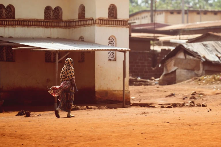 teachers in remote areas Sassandra - Les Afriques